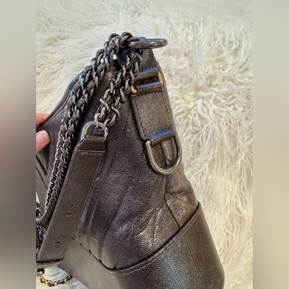 CHANEL Metallic Caviar Chevron Quilted Medium Gabrielle Hobo Dark Silver Gold - Picture 5 of 12